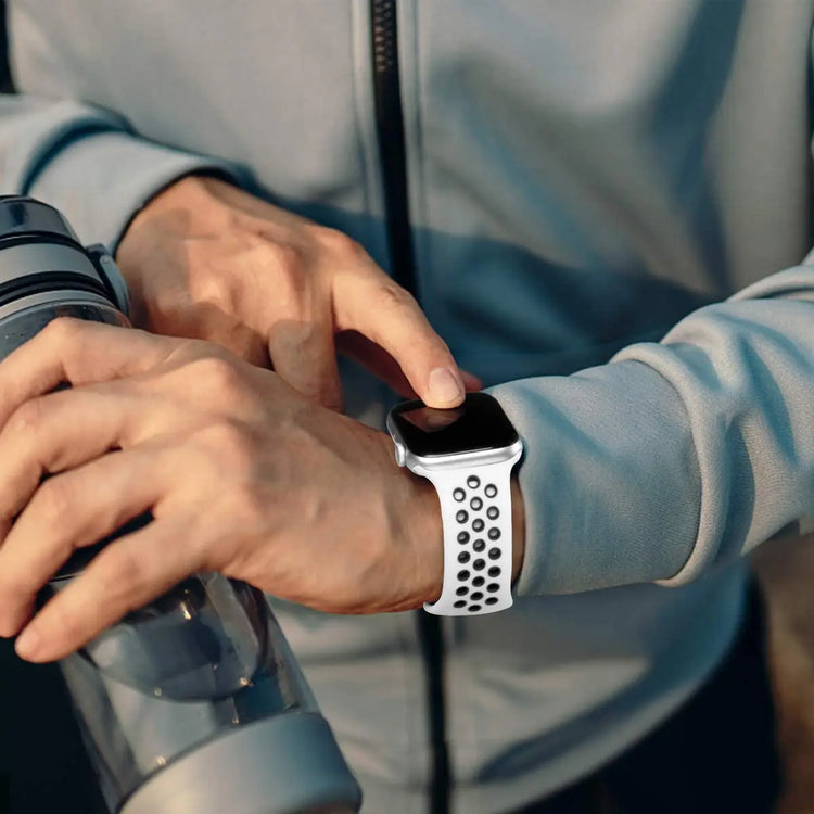 Apple Watch Silicone Adjustable Breathable Band