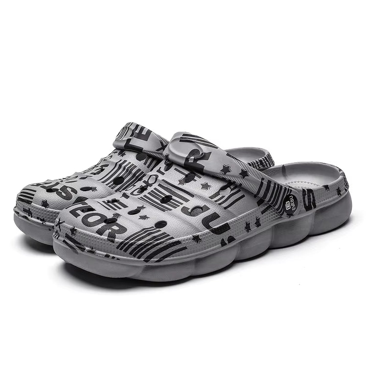 2022 Mens Sandals Womens Mules Summer Non-Slip New Hole Shoes Clogs EVA Garden Shoes Girl Boy Female Beach Flat Male Slippers